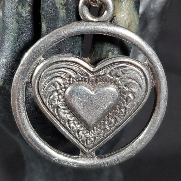 Heart Keychain - Picture 3 of 5